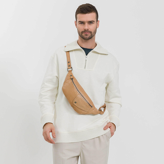 Сумка на пояс Dr. Koffer из натуральной кожи белая