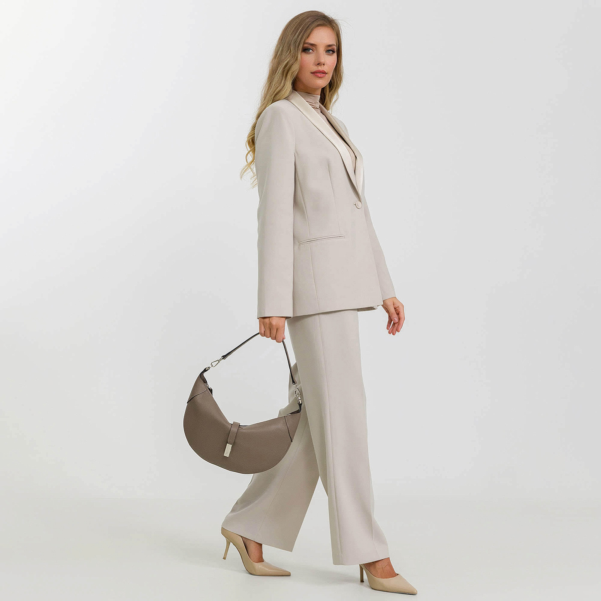 Женская сумка Dr. Koffer из натуральной кожи бежевая