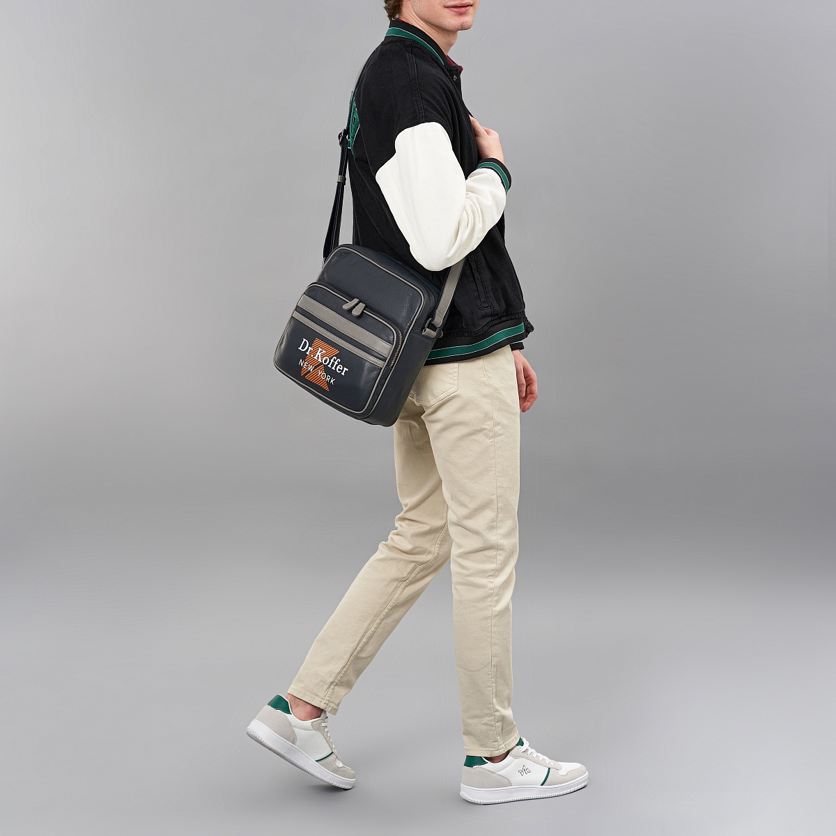 Сумка через плечо Dr.Koffer из натуральной кожи синяя