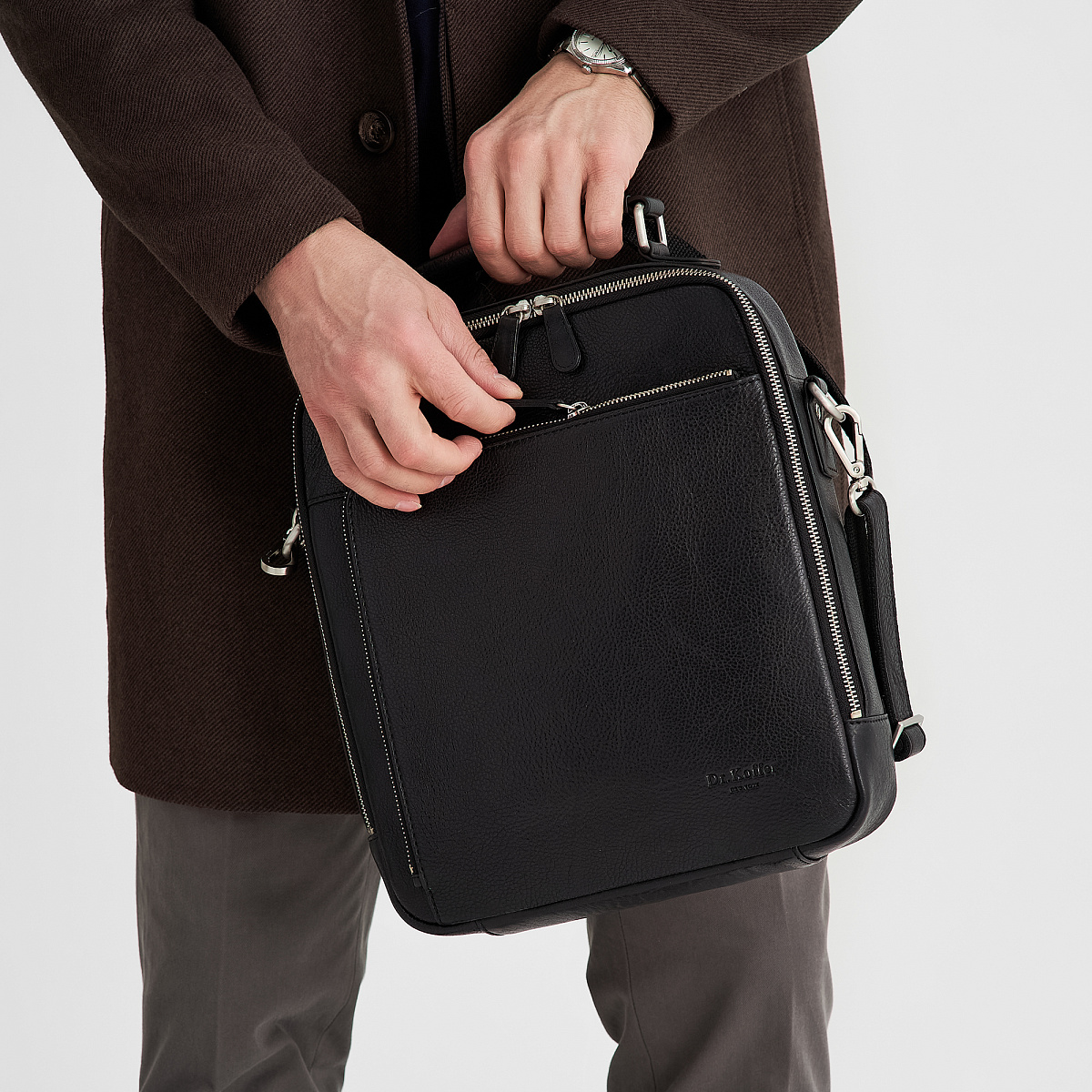 Сумка через плечо Dr.Koffer из натуральной кожи черная