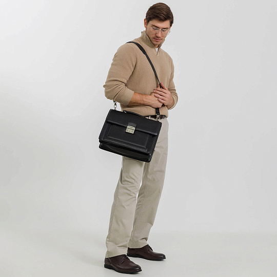 Портфель Dr.Koffer из натуральной кожи черный