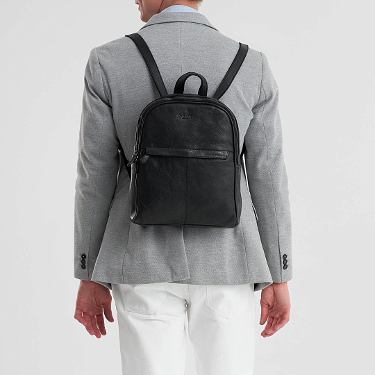 Рюкзак Dr.Koffer из натуральной кожи черный