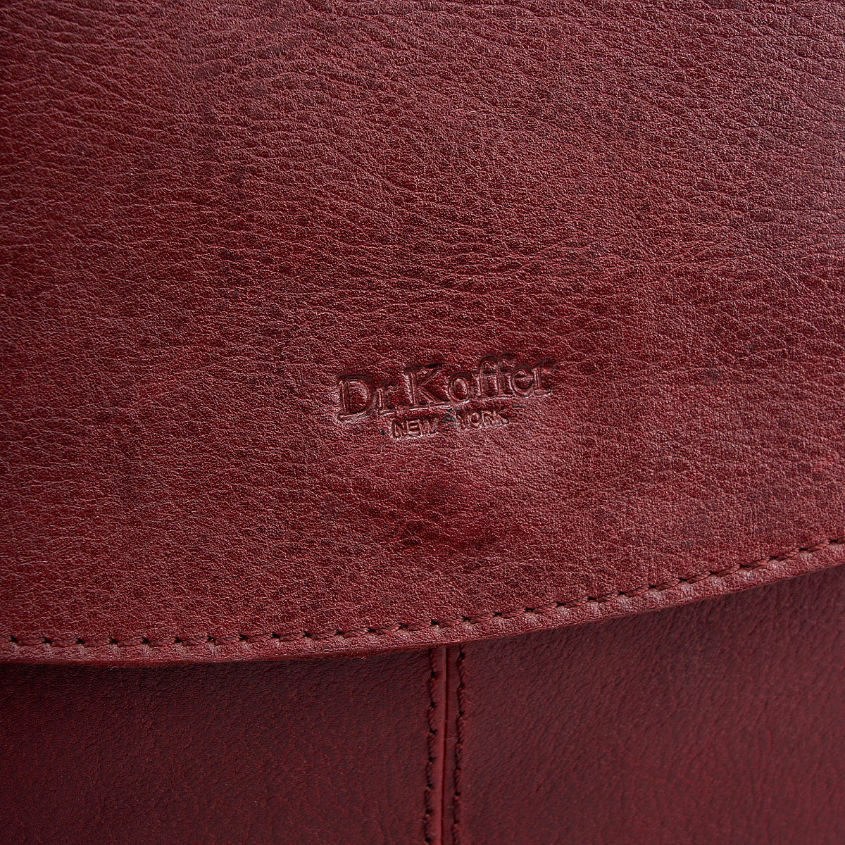 Женская сумка Dr. Koffer из натуральной кожи бордовая