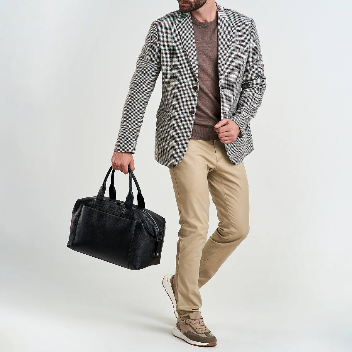 Сумка дорожная Dr. Koffer из натуральной кожи черная