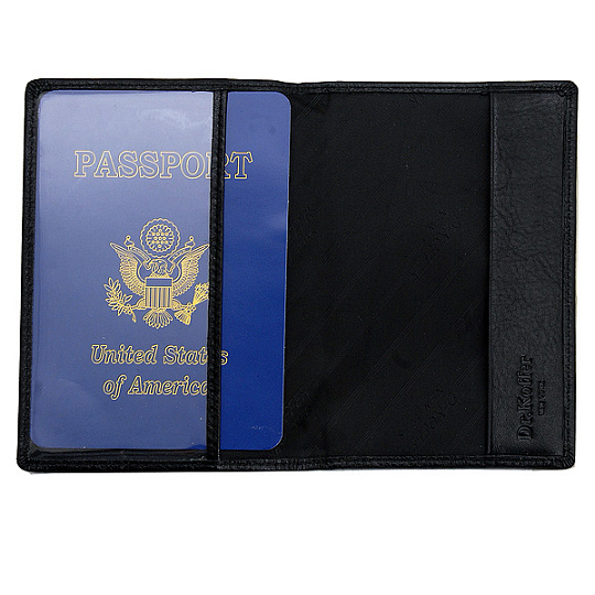 Обложка для паспорта из черной кожи Dr.Koffer X510130-02-04