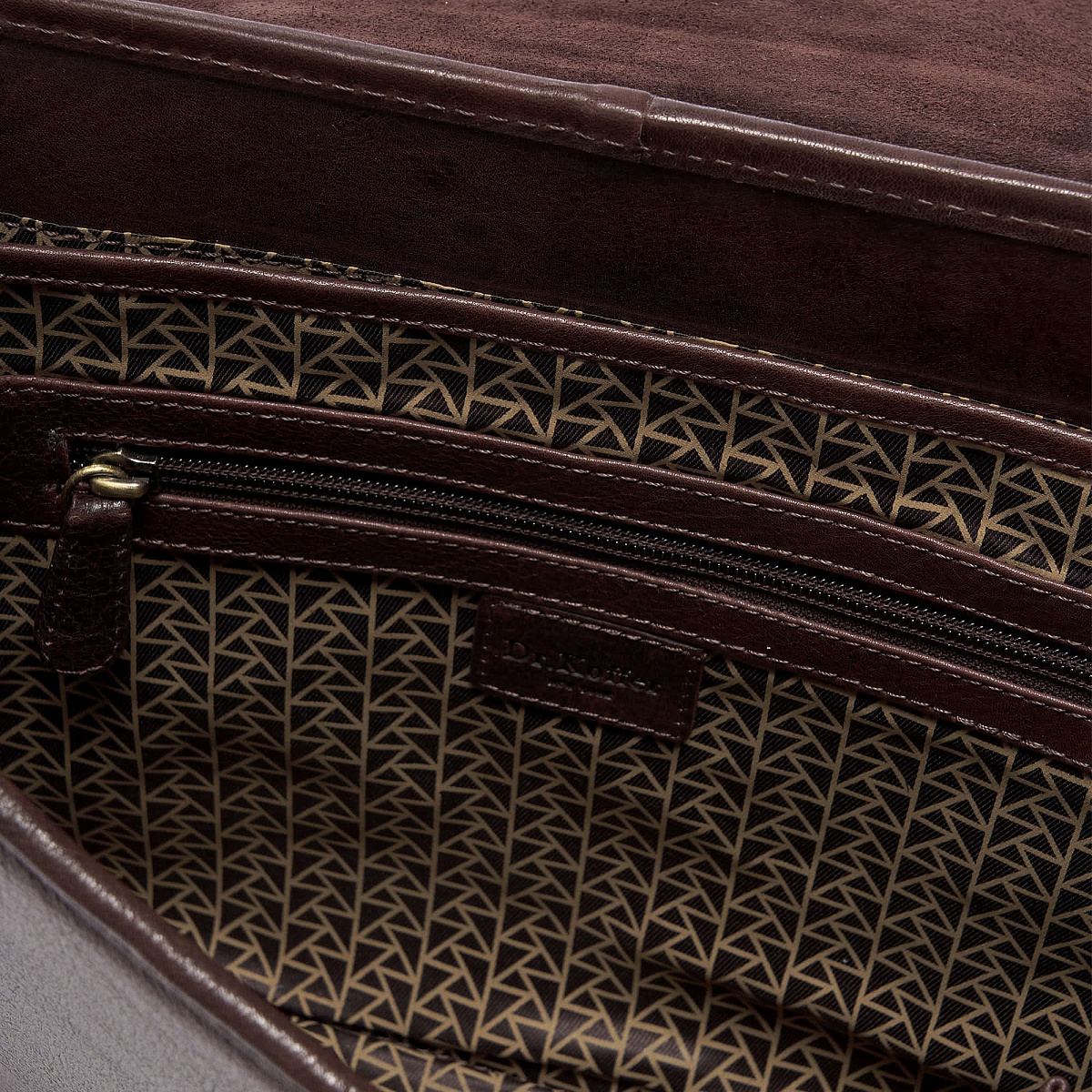 Портфель Dr.Koffer из натуральной кожи темно-коричневый