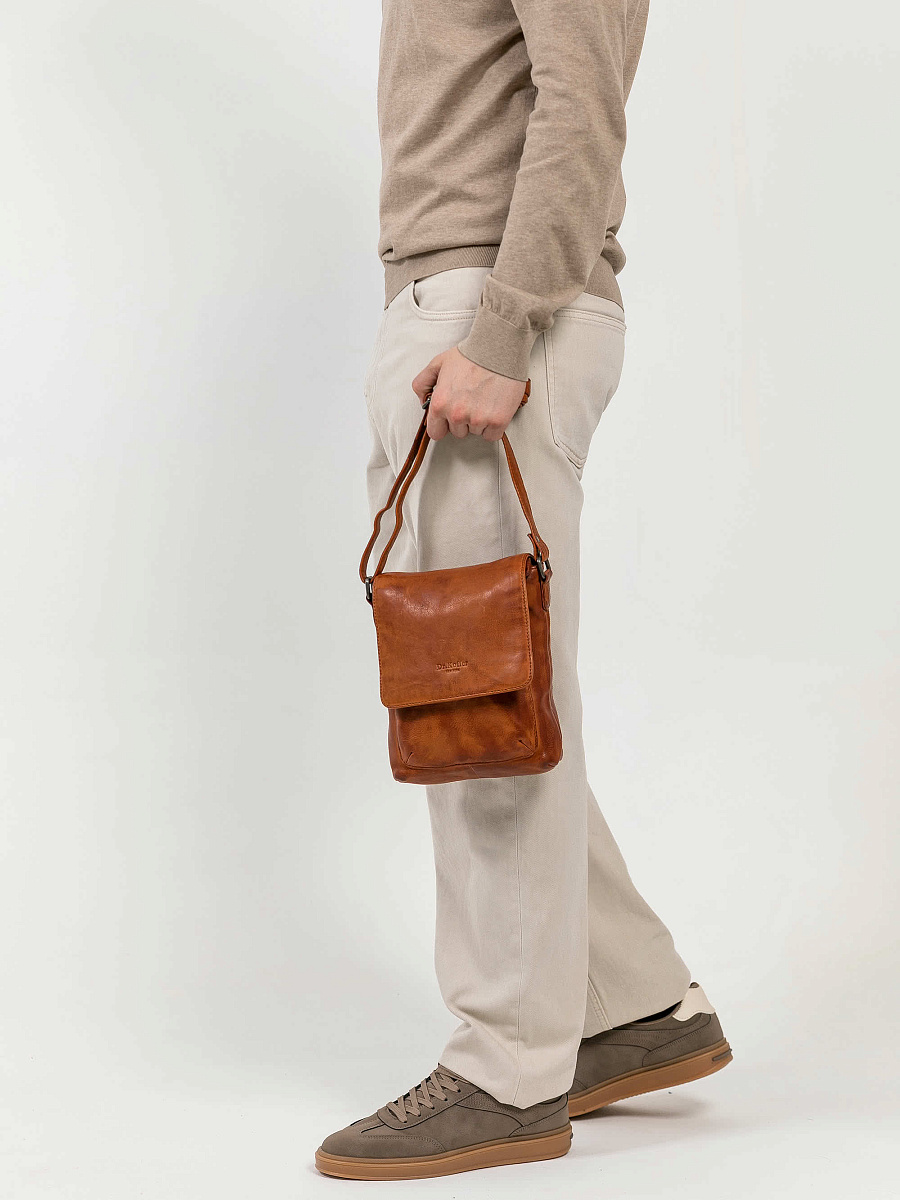 Сумка через плечо Dr.Koffer из натуральной кожи коричневая