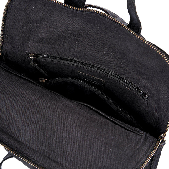 Рюкзак Dr.Koffer из натуральной кожи черный