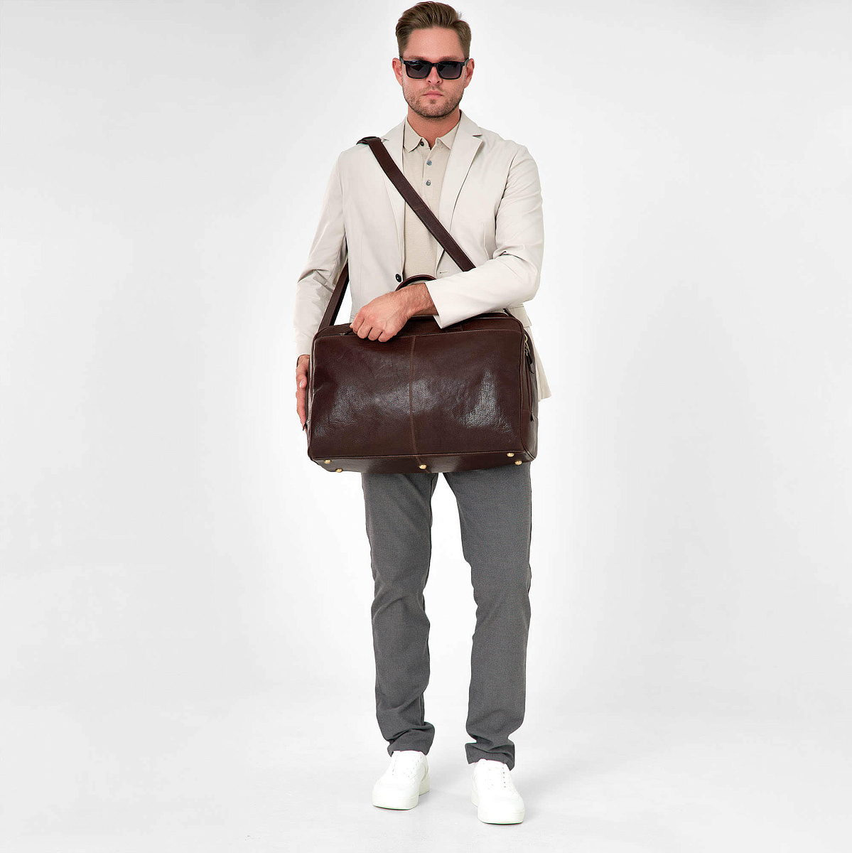 Сумка дорожная Dr.Koffer из натуральной кожи коричневая