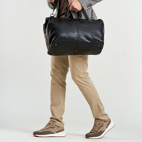 Сумка дорожная Dr.Koffer из натуральной кожи черная