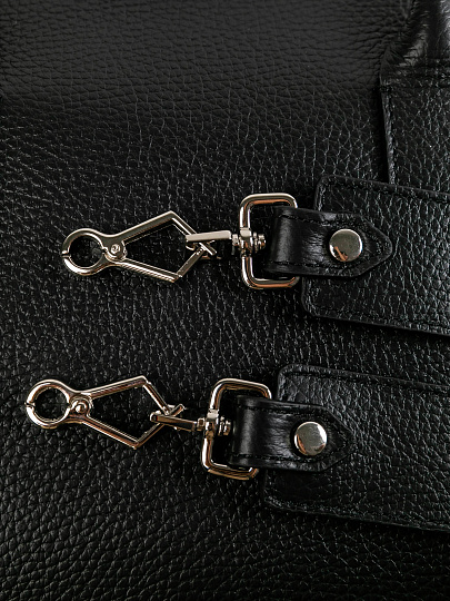 Женская сумка Dr.Koffer из натуральной кожи черная