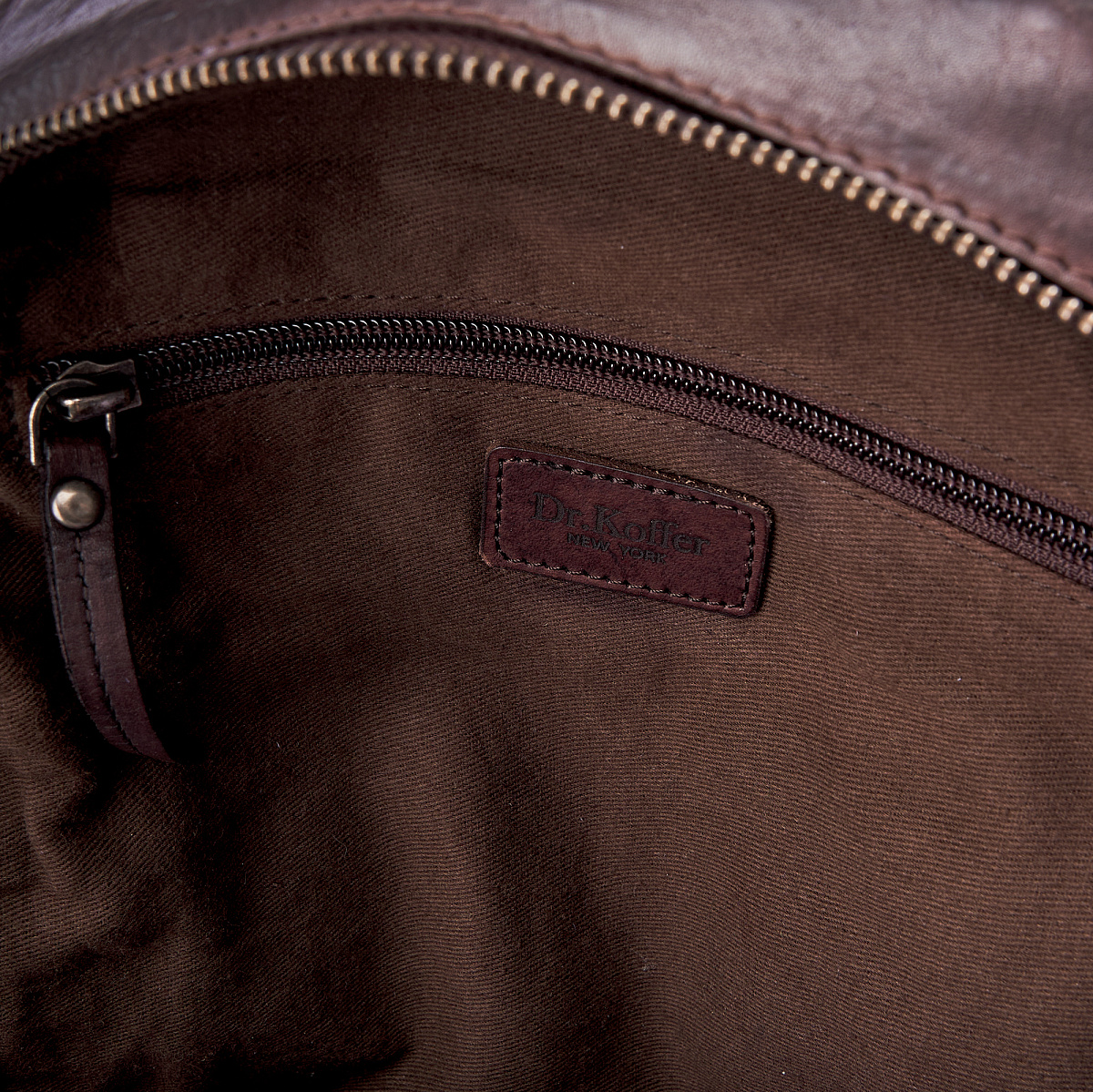 Рюкзак Dr.Koffer из натуральной кожи темно-коричневый