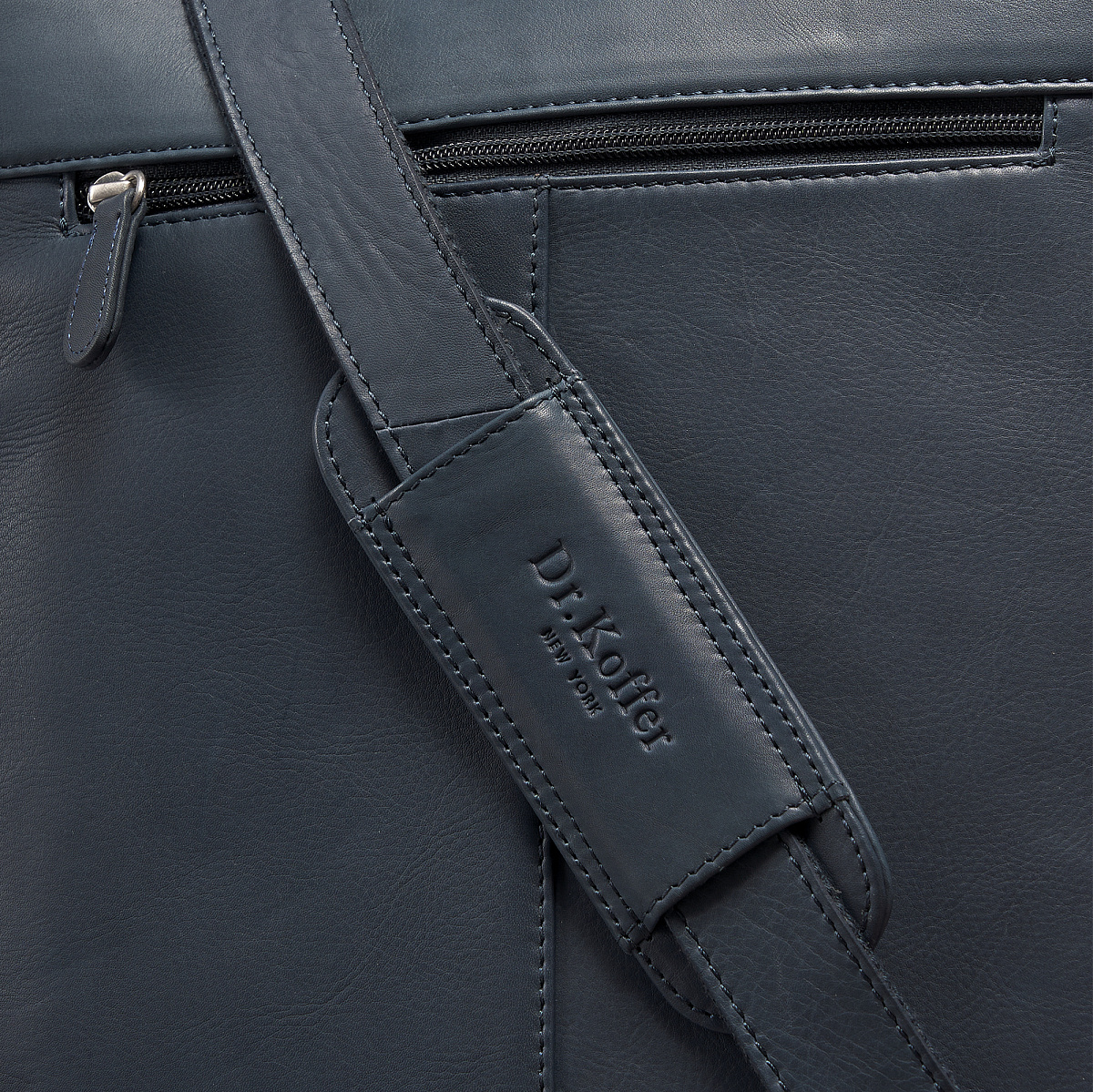 Сумка через плечо Dr.Koffer из натуральной кожи синяя