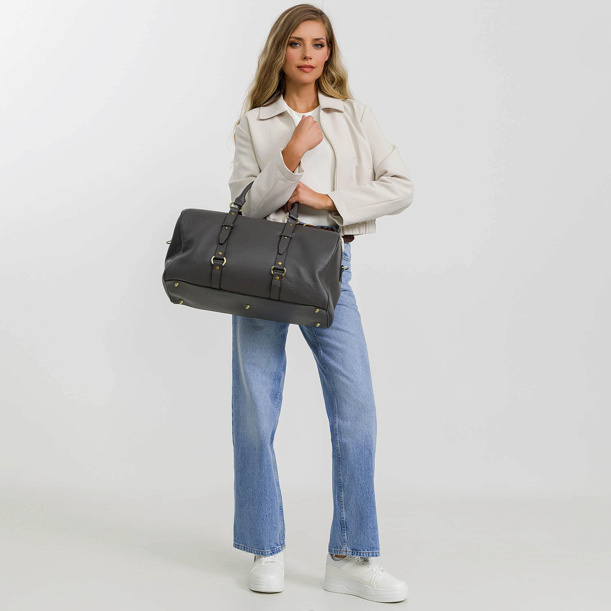 Дорожная сумка Dr.Koffer из натуральной кожи серая