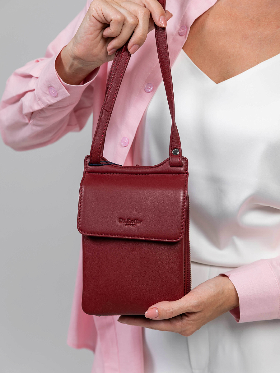 Сумка через плечо Dr.Koffer из натуральной кожи бордовая