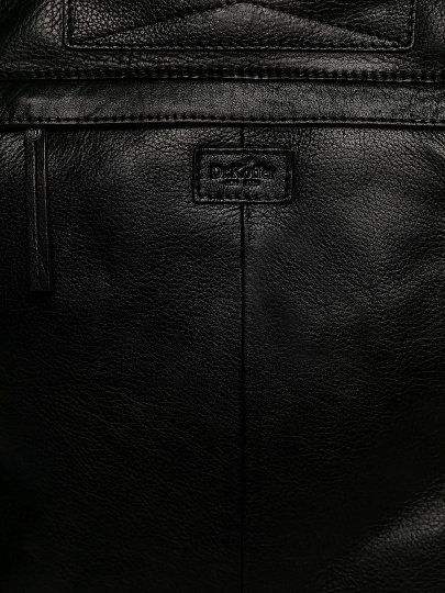 Рюкзак Dr.Koffer из натуральной кожи черный