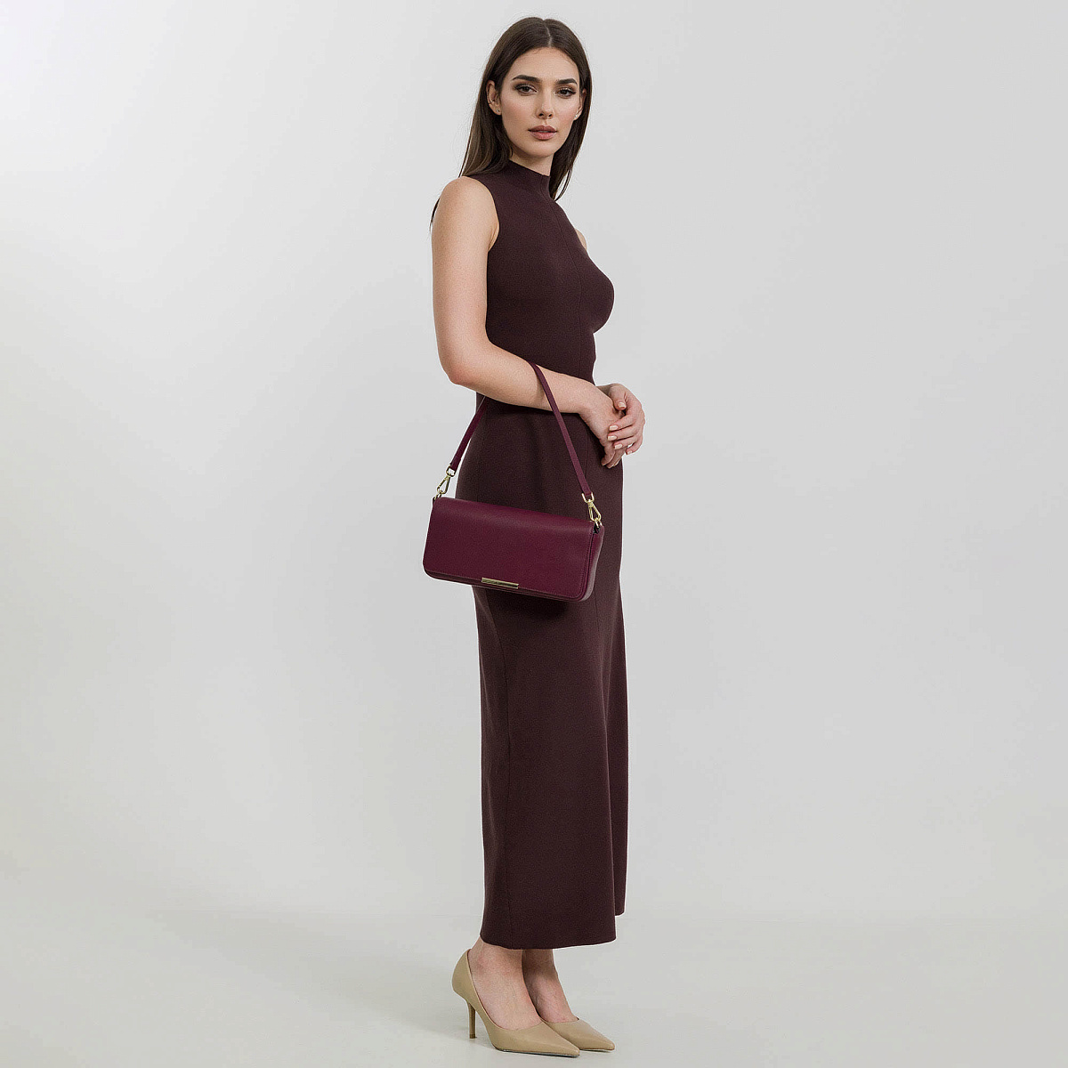 Женская сумка  Dr. Koffer из натуральной кожи бордовая