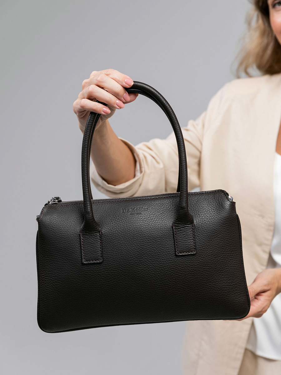 Женская сумка Dr.Koffer из натуральной кожи черная