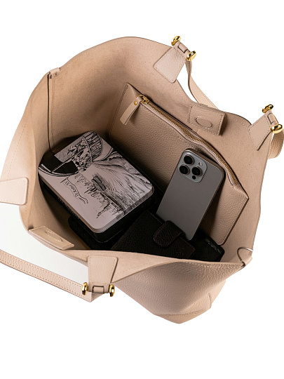 Женская сумка Dr. Koffer из натуральной кожи бежевая