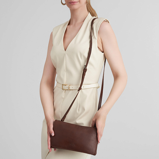 Сумка через плечо Dr.Koffer из натуральной кожи коричневая