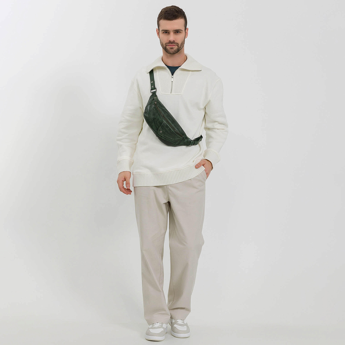 Сумка на пояс Dr. Koffer из натуральной кожи зеленая