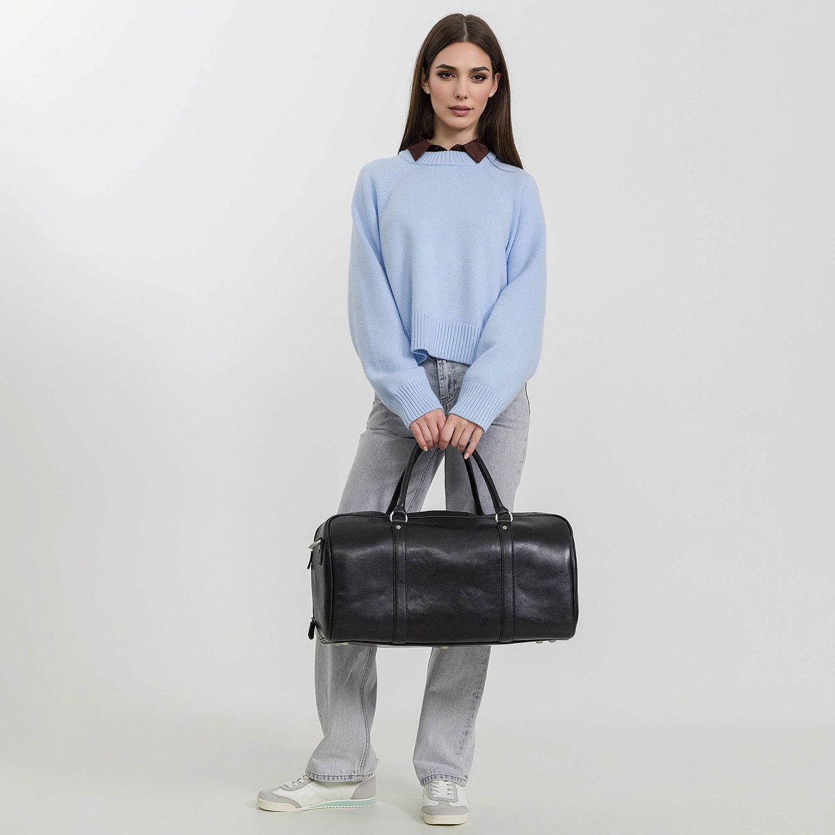 Сумка дорожная Dr.Koffer из натуральной кожи черная