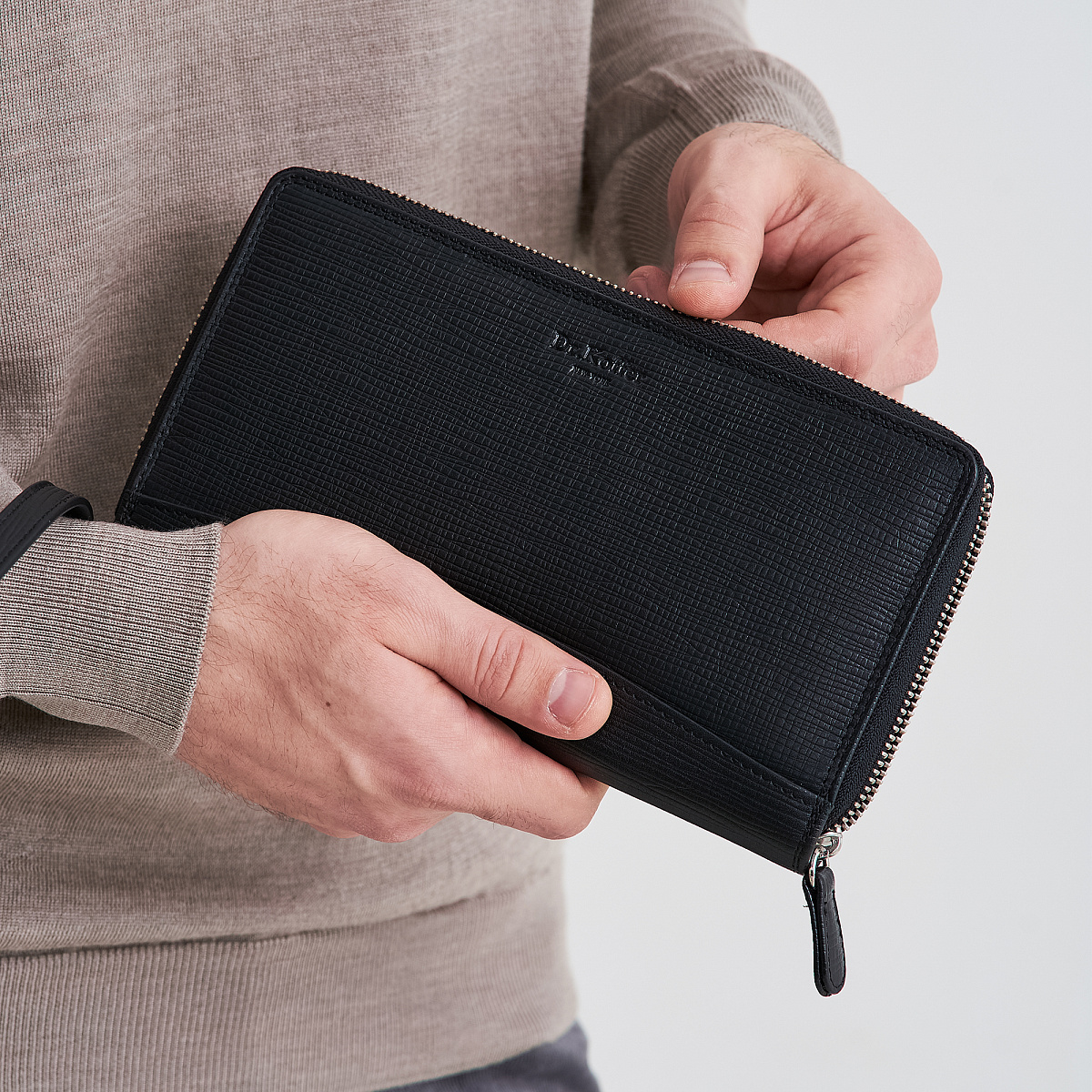 Портмоне Dr.Koffer из натуральной кожи черное