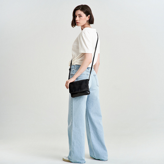 Сумка через плечо Dr.Koffer из натуральной кожи черная