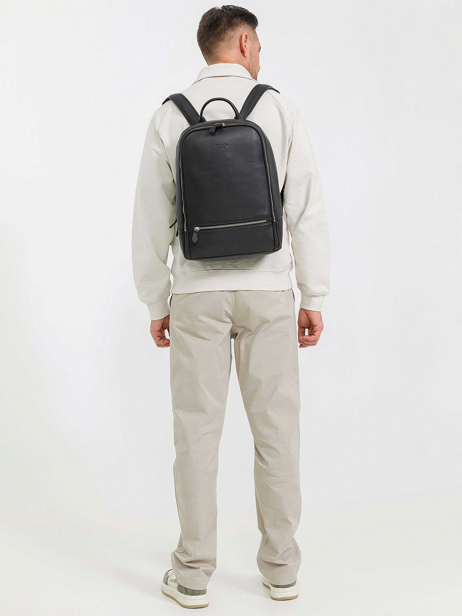 Рюкзак Dr.Koffer из натуральной кожи черный