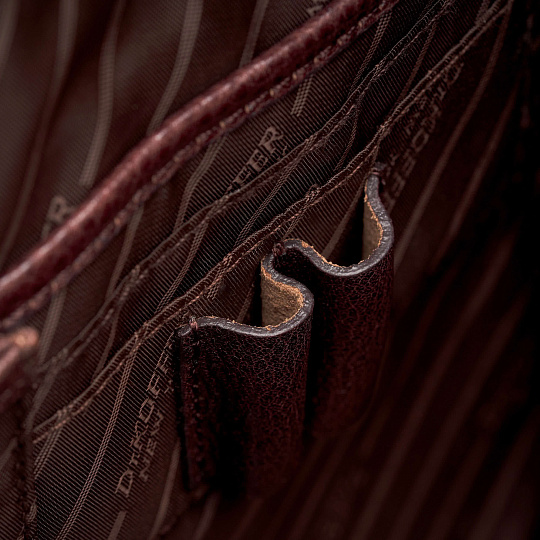 Сумка через плечо Dr.Koffer из натуральной кожи коричневая