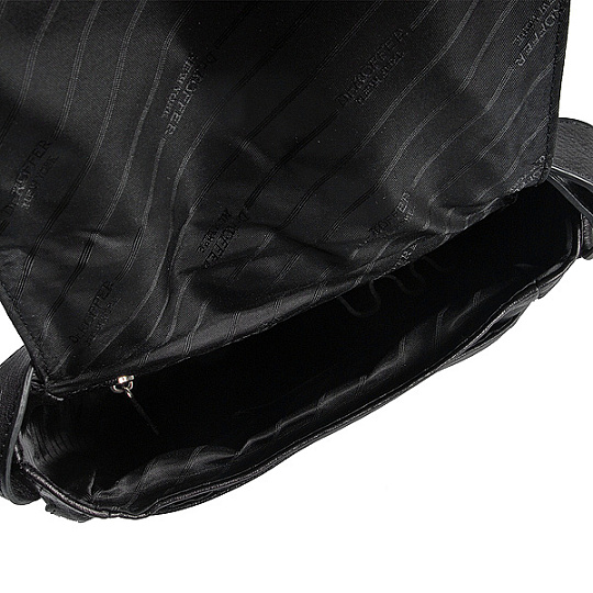 Прямоугольная черного цвета мужская сумка небольшого размера из жатой кожи Dr.Koffer M306221-02-04