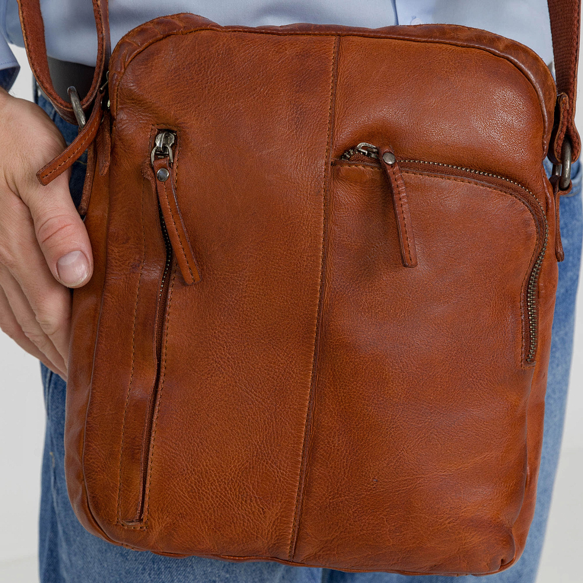 Сумка через плечо Dr.Koffer из натуральной кожи коричневая