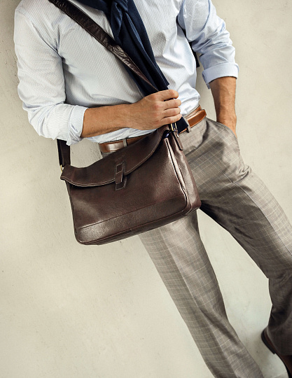 Сумка через плечо Dr.Koffer из натуральной кожи коричневая