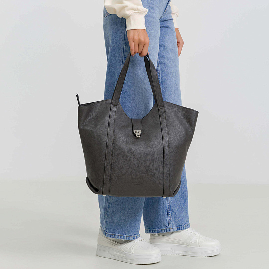 Женская сумка Dr. Koffer из натуральной кожи серая