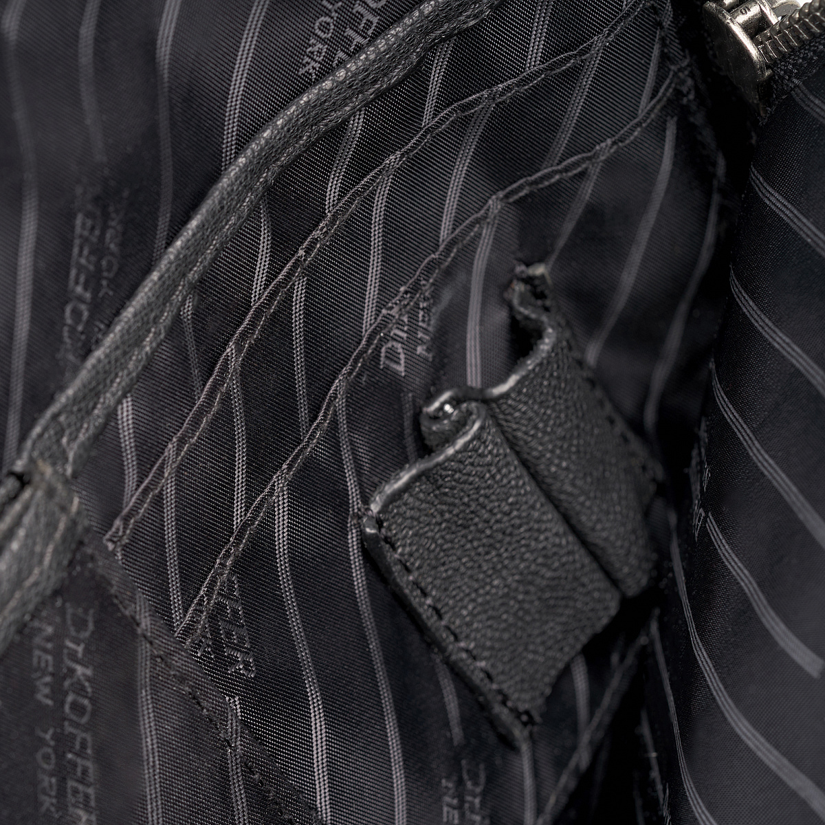 Сумка через плечо Dr.Koffer из натуральной кожи черная