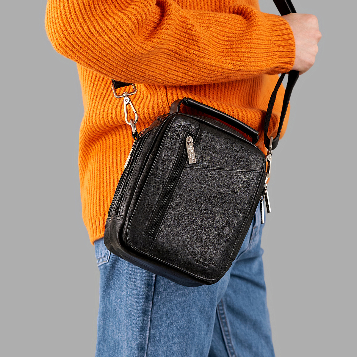 Сумка через плечо Dr.Koffer из натуральной кожи черная