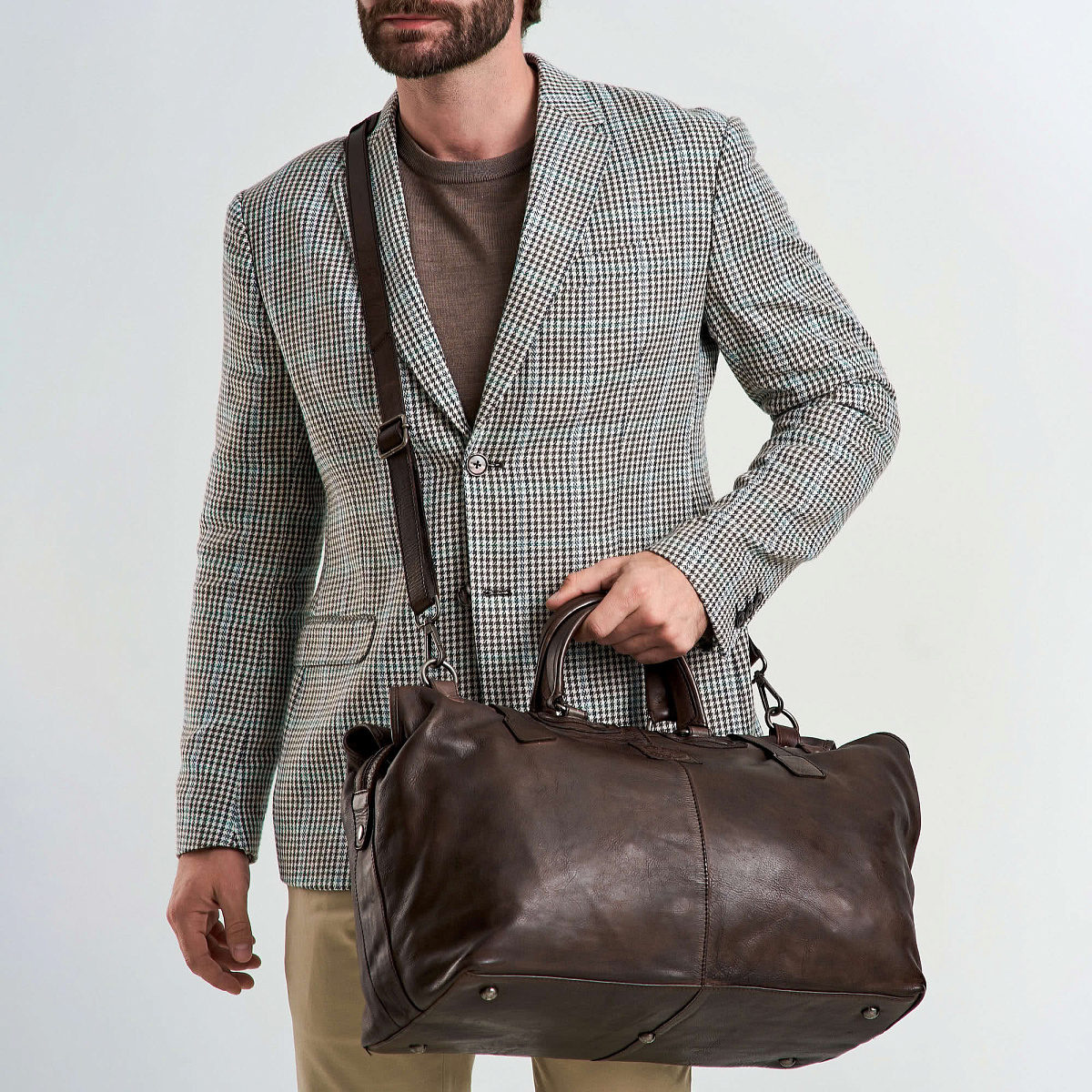 Сумка дорожная Dr.Koffer из натуральной кожи коричневая