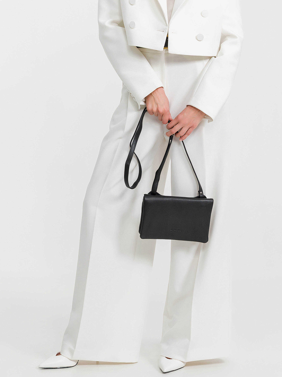 Сумка через плечо Dr.Koffer из натуральной кожи черная