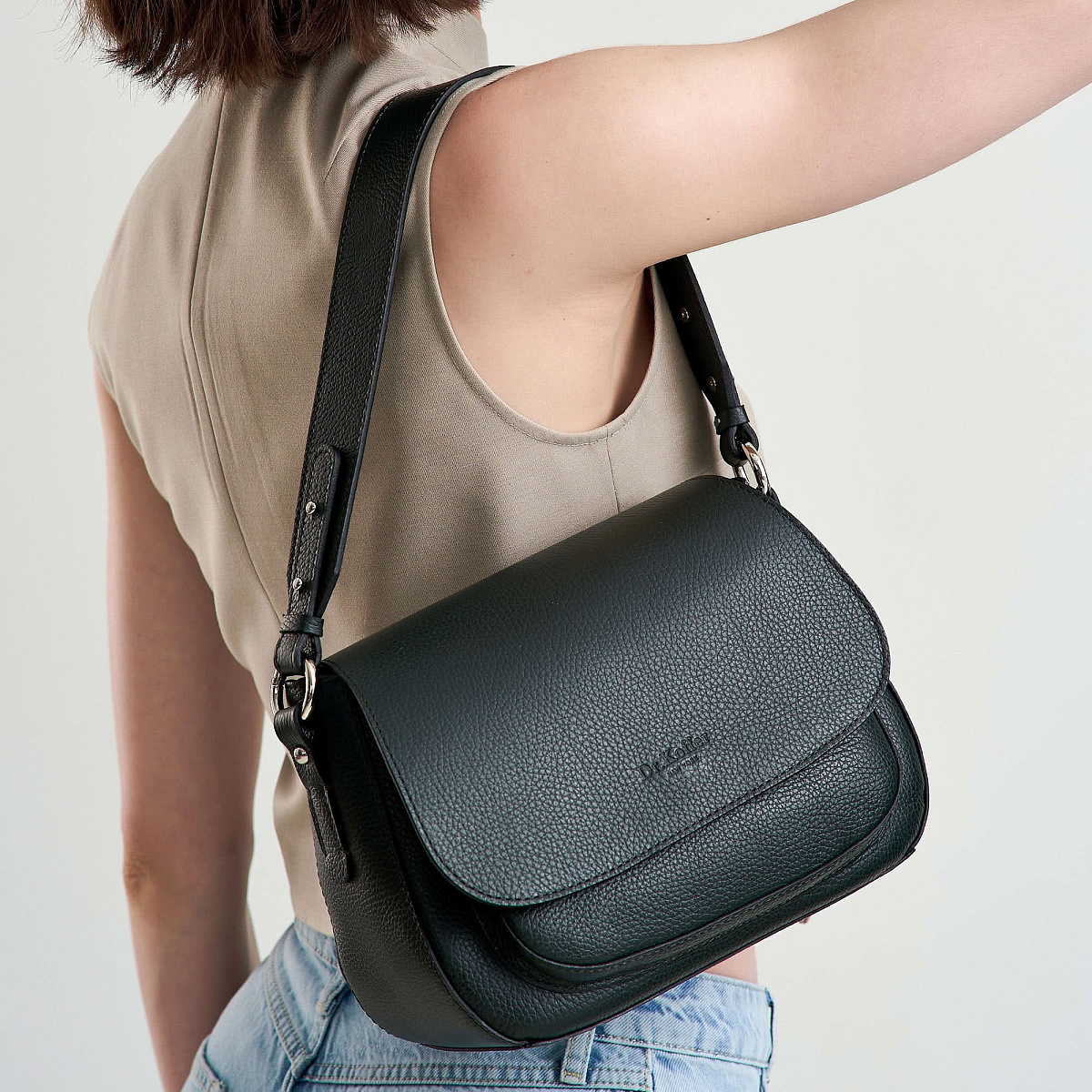 Женская сумка Dr. Koffer из натуральной кожи зеленая