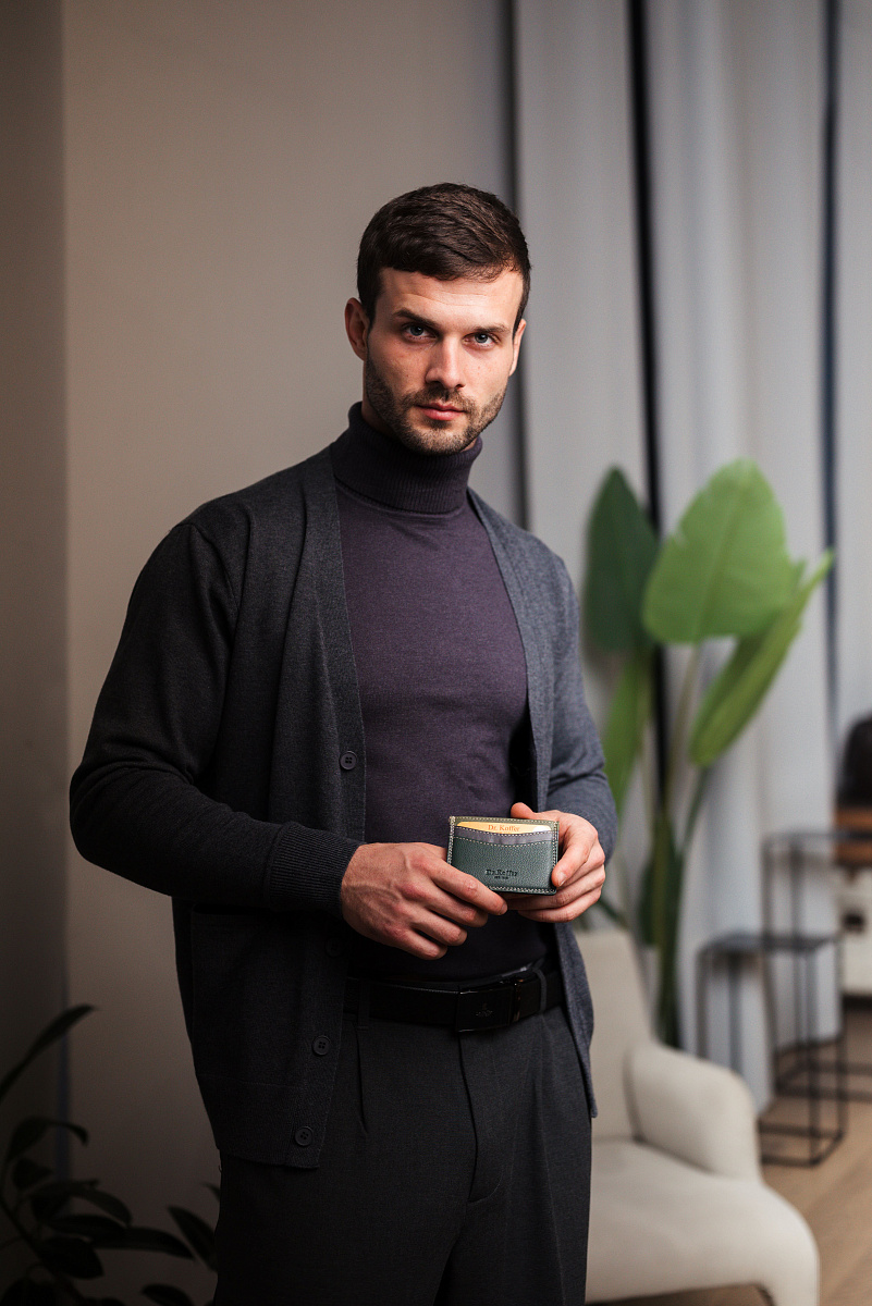 Кредитница Dr.Koffer из натуральной кожи зеленая