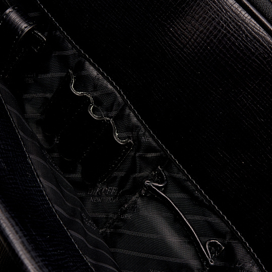 Женская сумка Dr.Koffer из натуральной кожи чёрная