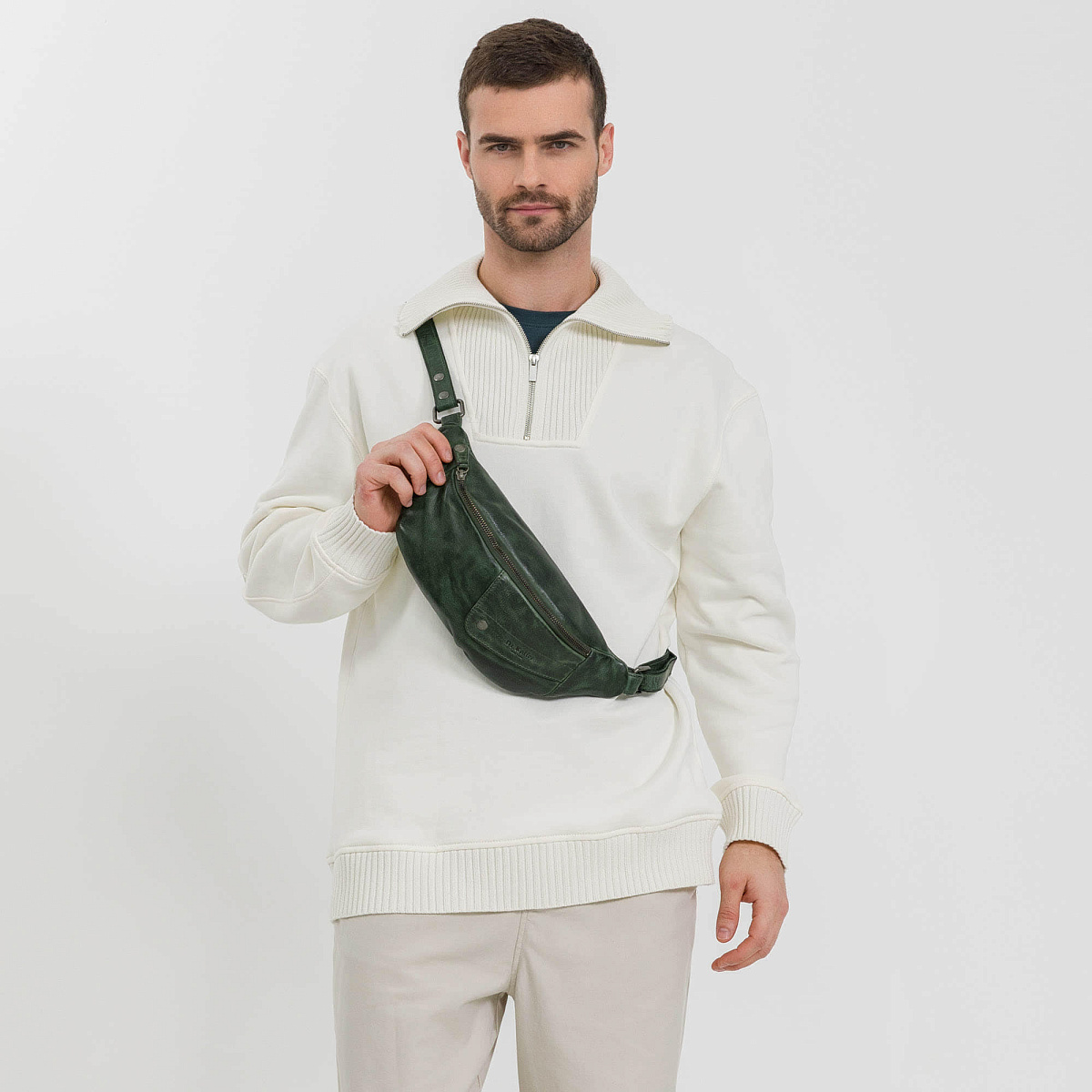 Сумка на пояс Dr. Koffer из натуральной кожи зеленая