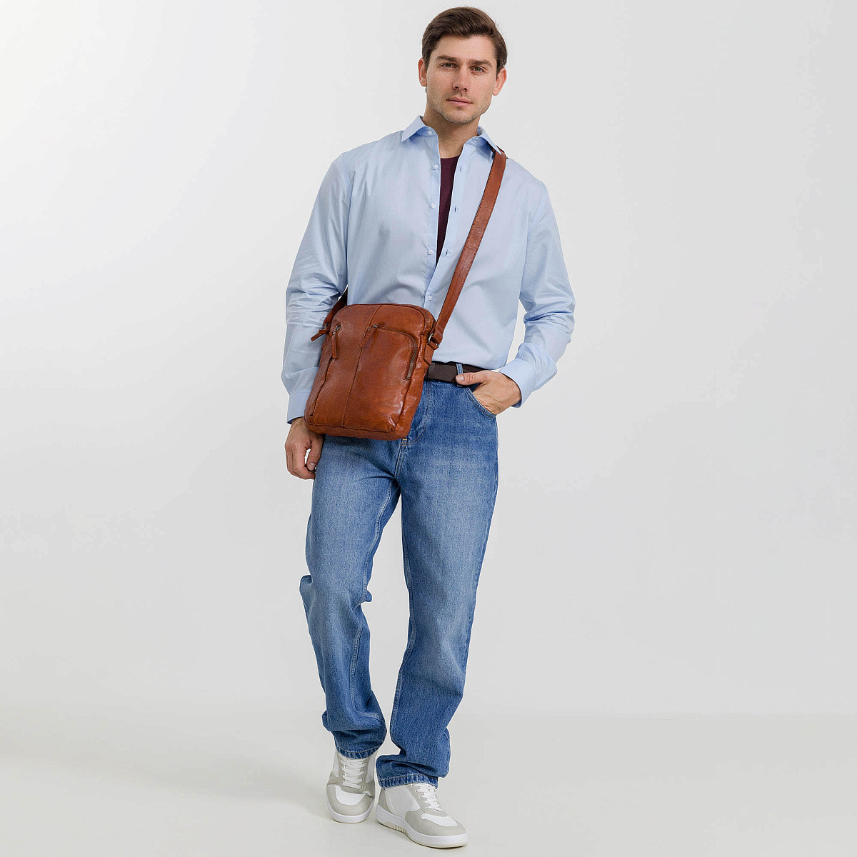 Сумка через плечо Dr.Koffer из натуральной кожи коричневая