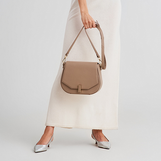 Женская сумка  Dr. Koffer из натуральной кожи бежевая