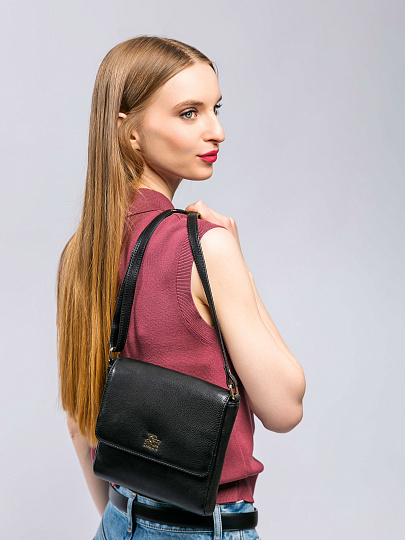 Женская сумка Dr. Koffer из натуральной кожи черная