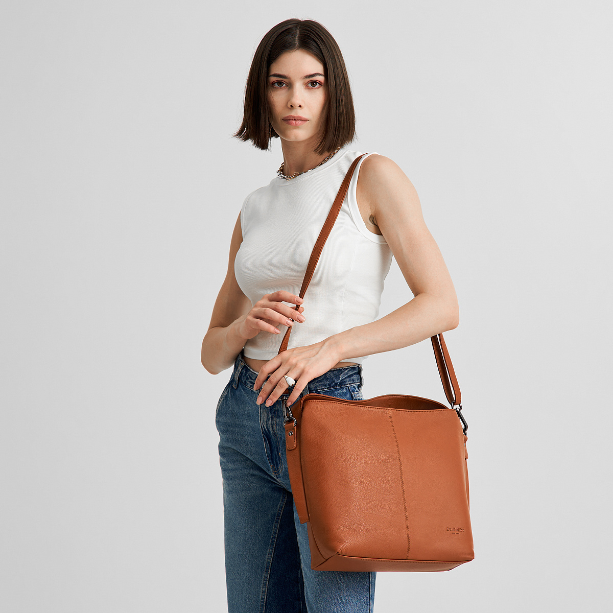 Женская сумка Dr.Koffer из натуральной кожи коричневая