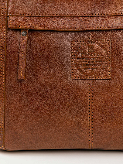 Сумка через плечо Dr.Koffer из натуральной кожи коричневая