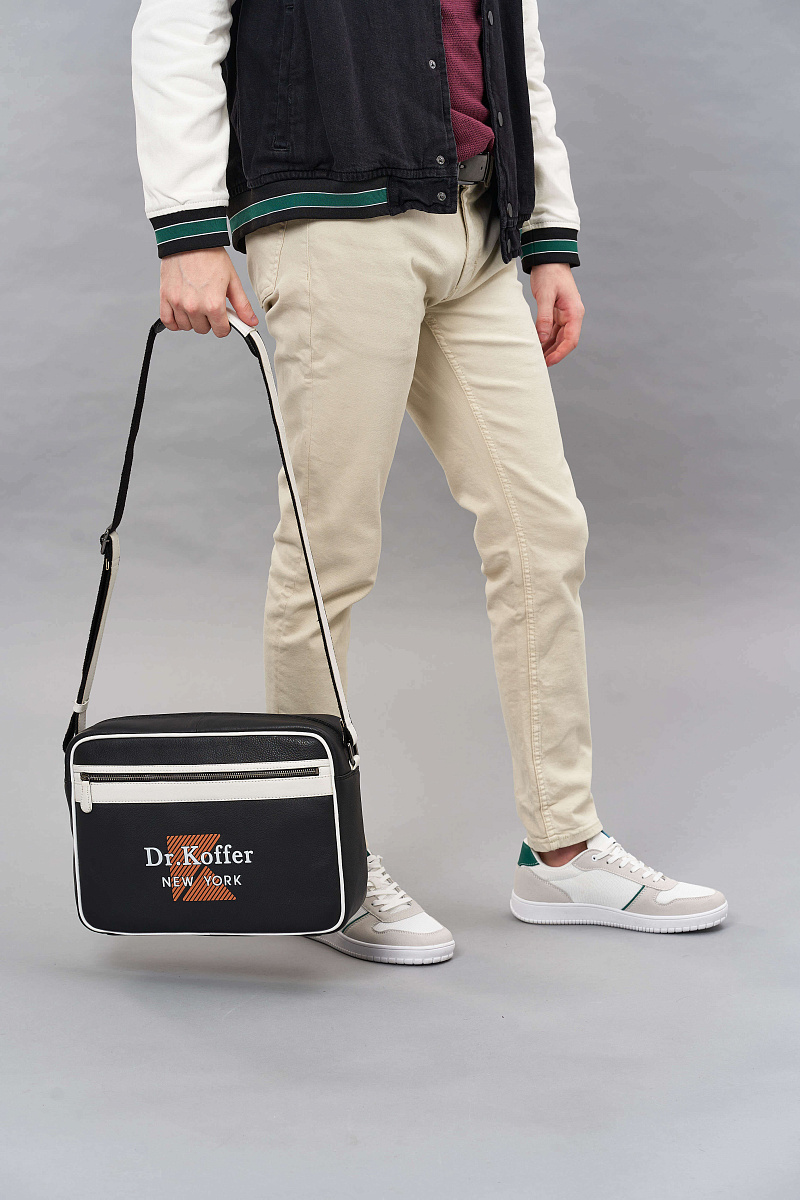 Сумка через плечо Dr.Koffer из натуральной кожи черная