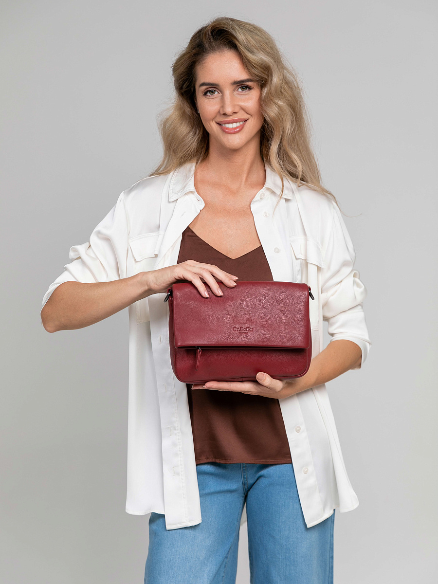 Женская сумка Dr.Koffer из натуральной кожи бордовая