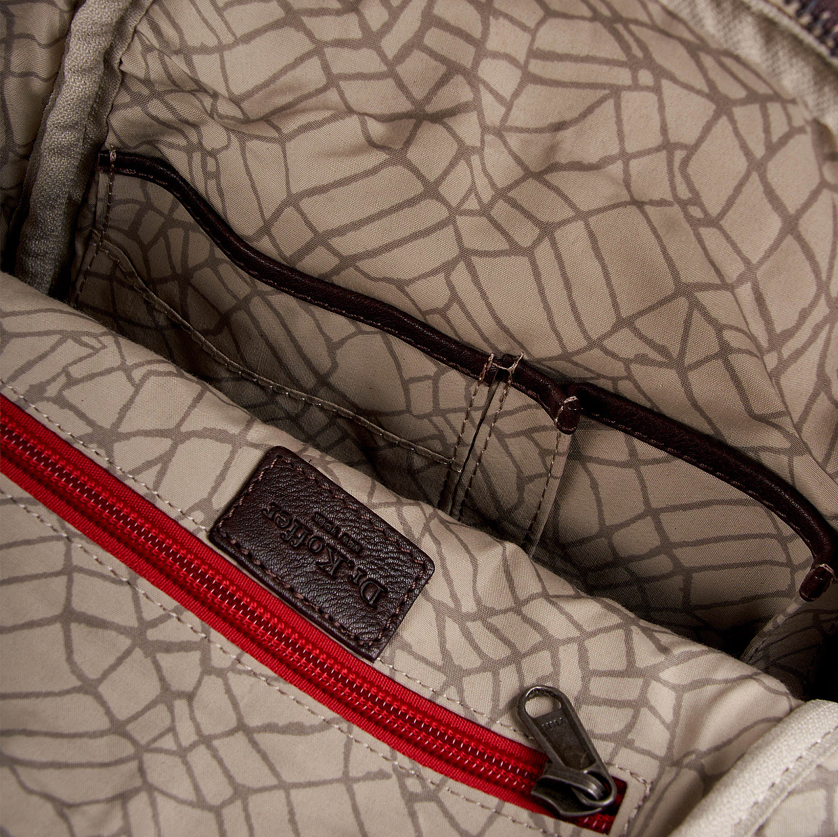 Рюкзак Dr.Koffer из натуральной кожи темно-коричневый